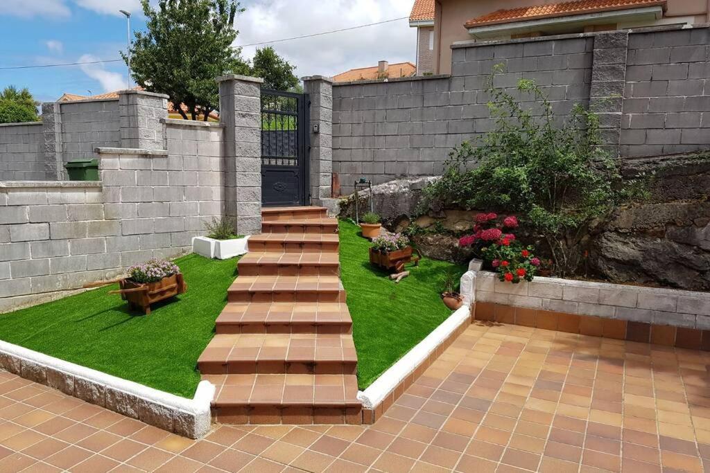 Magnificas Vistas Alto De Laredo Villa Luaran gambar